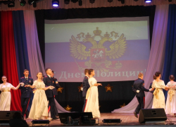 День Полиции в Морозовске отметили красивым концертом
