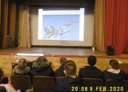 Беседа «Священный долг - Родину защищать» состоялась в Вольно-Донском СДК