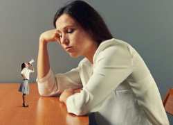 Кризис среднего возраста бывает и у женщин, - психолог