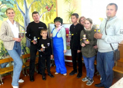 Педагоги Дома детского творчества подготовили мастер-классы для участников клуба «Папа особого ребенка» в Морозовске
