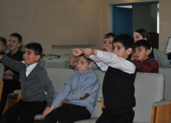 «Великие космонавты России»: в Вишневке для детей провели познавательную программу