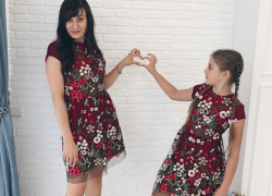 Нужны одинаковые платья для матери и дочери? Заходи в Справочник