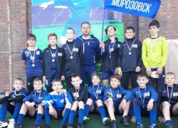 Морозовский ФК УНР-Каменка занял третье место на детском футбольном турнире в городе Волгодонске