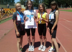 Морозовчане стали вторыми на соревнованиях по легкой атлетике в Адлере