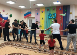 Смех, шум и веселье царили на празднике для пап в "Жемчужинке"