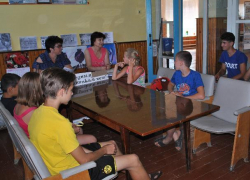 «Скажи вредным привычкам и наркотикам – нет!»: в Вишневке детям рассказали о страшных зависимостях