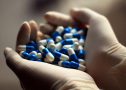 Дончан с диагнозом COVID-19, лечащихся на дому обеспечат бесплатными медикаментами 