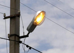  Днем освещение включается для выявления неработающих участков и проведения ремонтных работ, - администрация Морозовского района