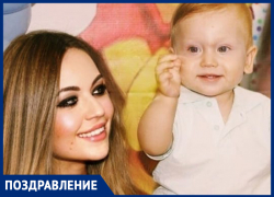 Инну Величко с днем рождения поздравили мама и папа