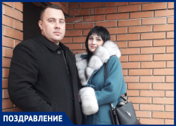 Петра Леонова с Днем автомобилиста поздравила жена