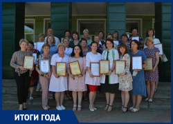 Мало врачей, закрытие роддома ради усиленной борьбы с ковидом и самоотверженная работа всего медперсонала: Какой была медицина в Морозовске в 2021 году