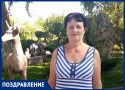  Елену Дебус с Днем рождения поздравила дочь