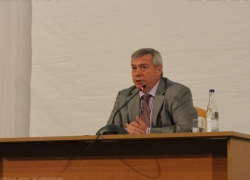 Депутаты Морозовского района услышали от губернатора предложение «развернуть мозги» 