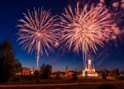 Фейерверкам - стоп: в Морозовском районе напомнили о запрете на пиротехнику