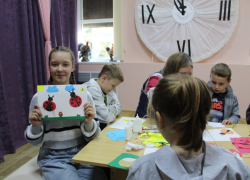 Мастер-класс «Божья коровка» прошел в Морозовске