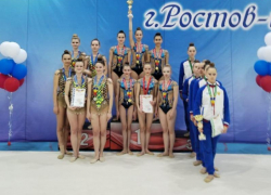 Команда «Цветочки» морозовской спортивной школы привезла домой золото с соревнований по художественной гимнастике в Ростове-на-Дону