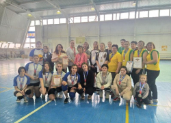 Спортсменки Грузиновского сельского поселения стали победителями первенства района по волейболу в Морозовске