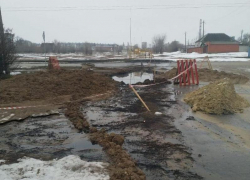 Работы по устранению порыва канализационной трубы планируется завершить в срок до 11 февраля, - администрация Морозовского района 