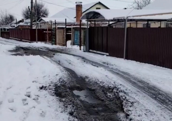 «Живу, как в глухой деревне»: морозовчанка пожаловалась на состояние улицы Советской 
