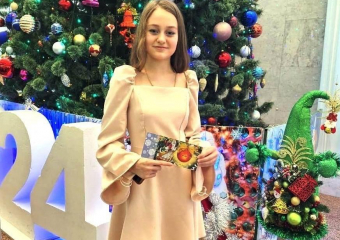 Школьники из Морозовского района побывали на губернаторской елке