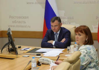 Юрий Слюсарь поручил ускорить завершение капремонта ЦРБ в Морозовске