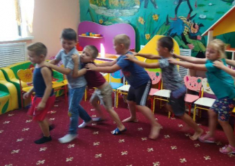 «Весёлый день с Сергеем Михалковым» провели дети в хуторе Морозов