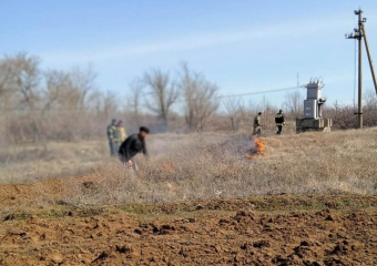 В Морозовске на полях начались контролируемые выжигания сухой растительности