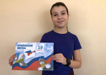 С участниками клубного формирования «Юный патриот» в Морозовске поговорили об общности исторической судьбы России и Крыма 