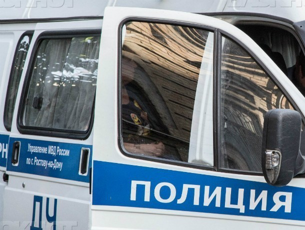 Двух полицейских уволили после избиения 25-летнего мужчины в Морозовске