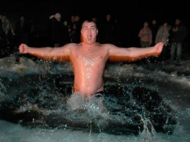 Холодно, но не слишком, - в Морозовске ожидается относительно теплое Крещение