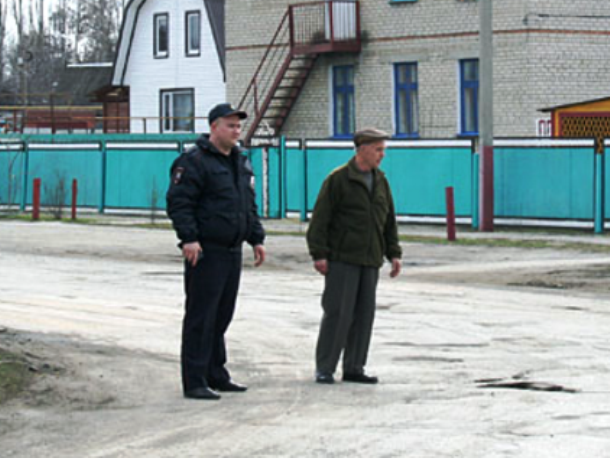 6 дорог с недостатками нашел инспектор дорожного надзора в Морозовске