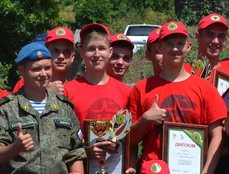 Морозовчане стали победителями соревнований военно-спортивного слета в хуторе Пухляковском