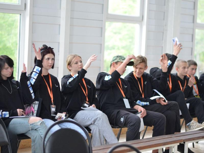 Молодежь Морозовского района приняла участие в лагере «Прорыв»