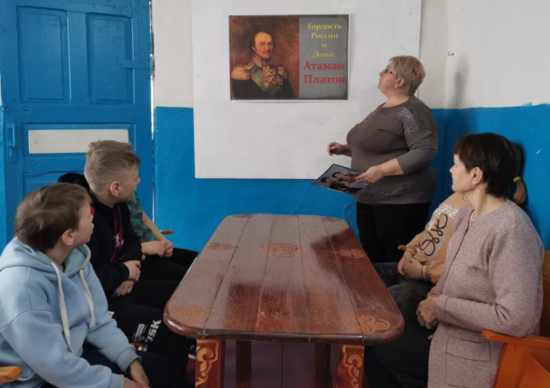 Познавательную программу «Атаман Платов – легенда Дона и России» провели для детей в Сибирьчанском сельском клубе