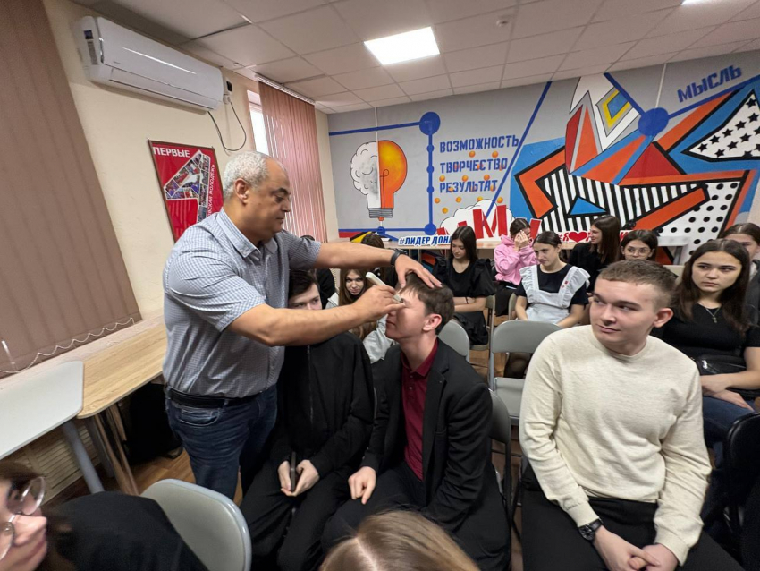 Старшеклассникам раскрыли секреты медицины и ветеринарии