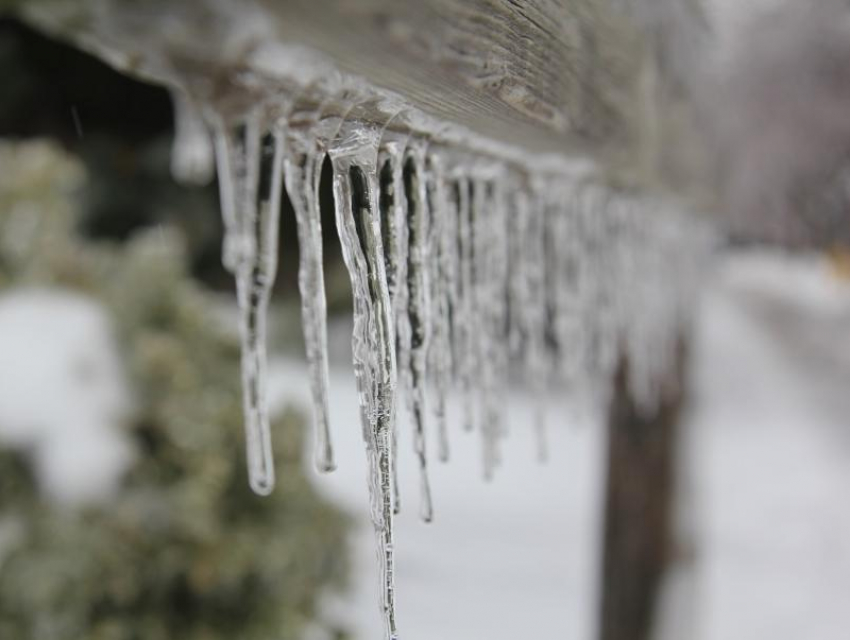 Повышенное атмосферное давление и облачность обещают морозовчанам в воскресенье, 3 января