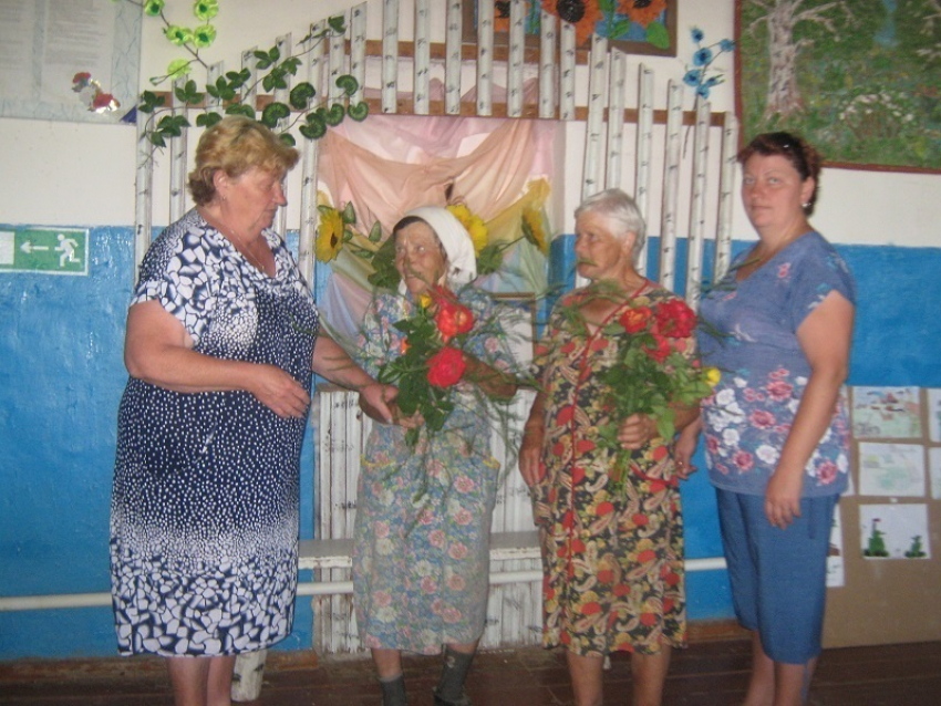 Забота и внимание - главное в жизни пожилых людей, - считает кульорганизатор Великановского сельского клуба Марина Зубкова