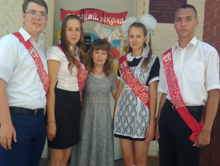 Торжественная церемония вручения аттестатов прошла для выпускников Ново-Павловской школы