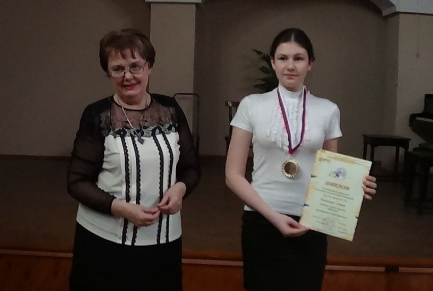 Морозовчанка заняла второе место в региональной олимпиаде по музыкальной литературе