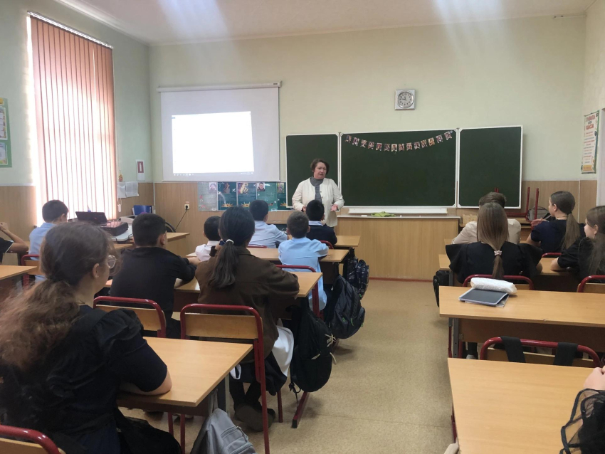 768 подростков Морозовского района узнали об ответственности за необдуманные решения