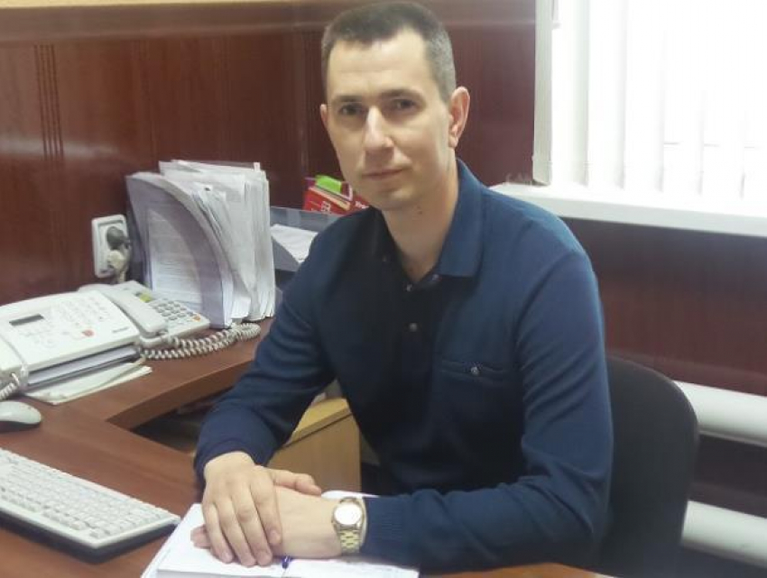 Начальник следственного отдела МВД Морозовского района поздравил коллег с профессиональным праздником