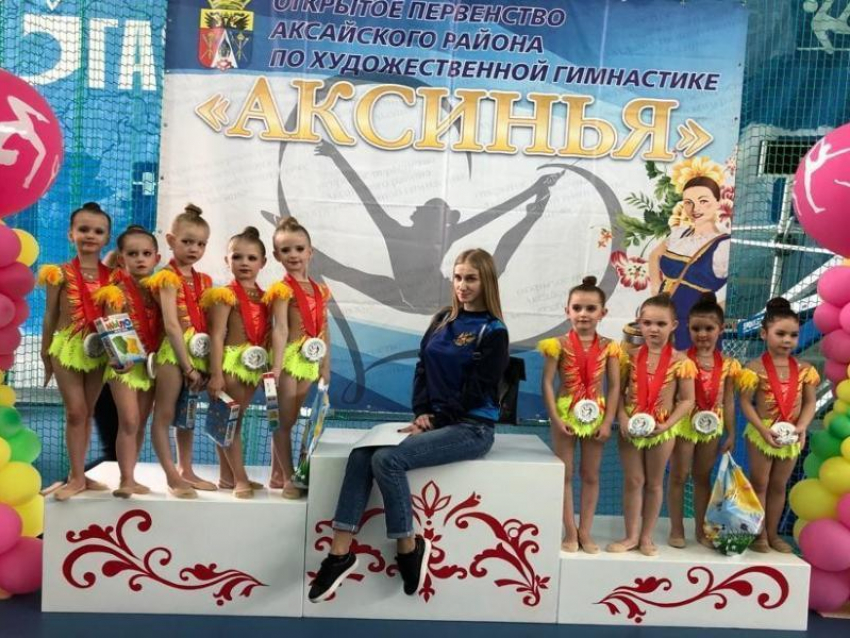 Серебро и бронза: гимнастики из Морозовска вновь оказались на пьедестале почета