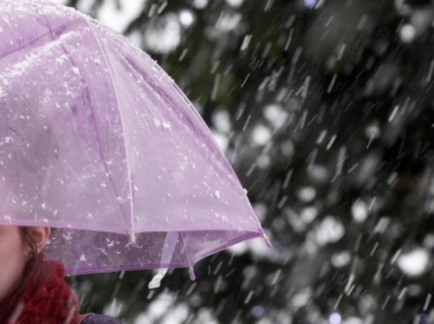 Дождь со снегом и +2 градуса тепла прогнозируют синоптики в пятницу, 17 декабря
