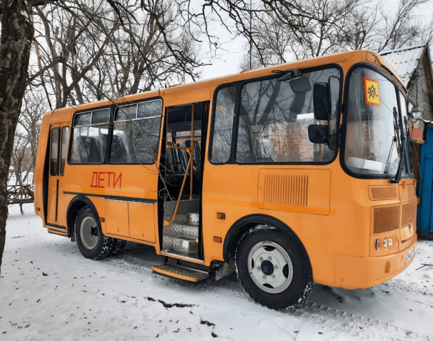 Три автобуса получили школы в Морозовском районе по распоряжению Правительства Российской Федерации