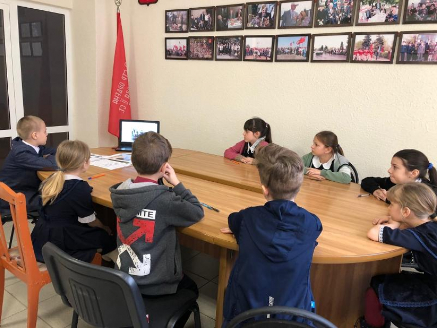 Кружок «Юный патриот» открыли на базе районного Дома культуры в Морозовске