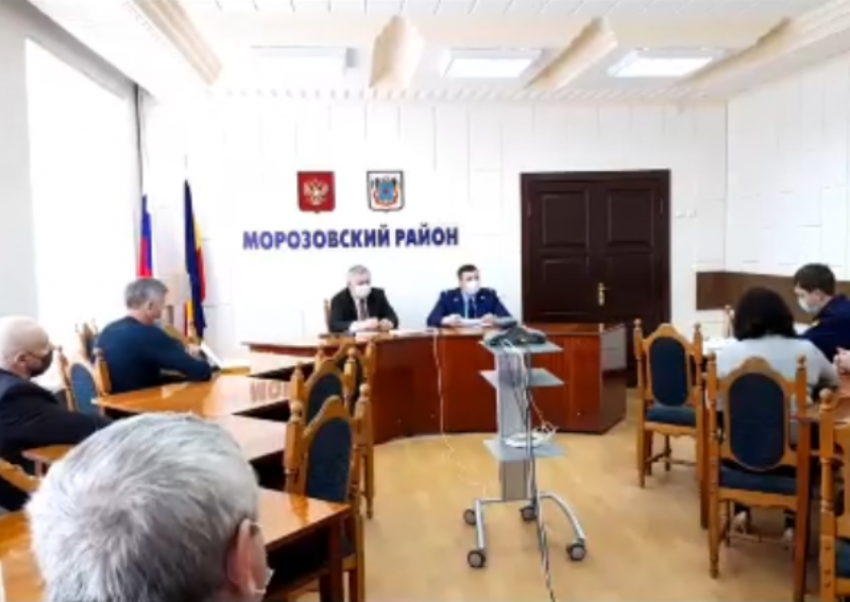 Руководителям предприятий торговли в Морозовском районе рекомендовали не допускать необоснованное повышение цен 