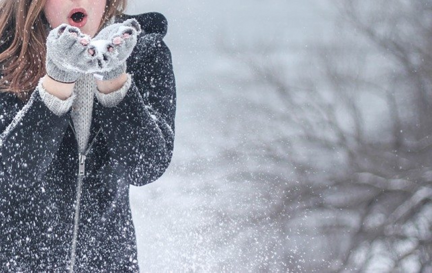 Небольшой снег ожидается в Морозовске 12 января