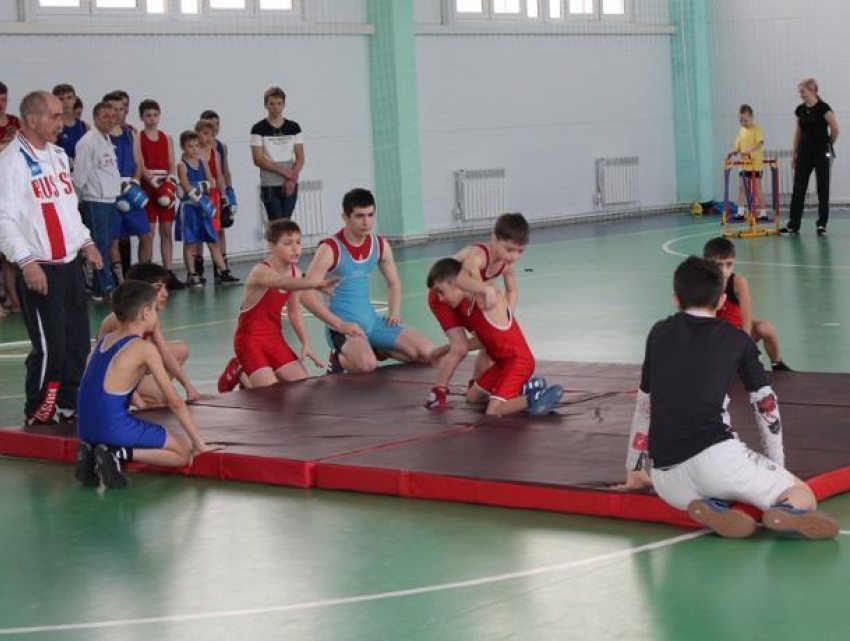 Год детского спорта в Морозовске встретили спортивными мастер-классами