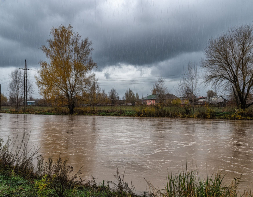 Штормовое предупреждение в Ростовской области: сильный ветер, ливни и грозы