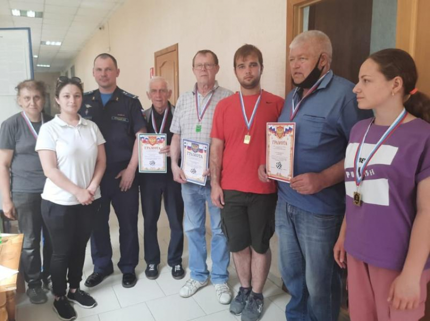 Победителем первенства района по шахматам стала команда Морозовского городского поселения
